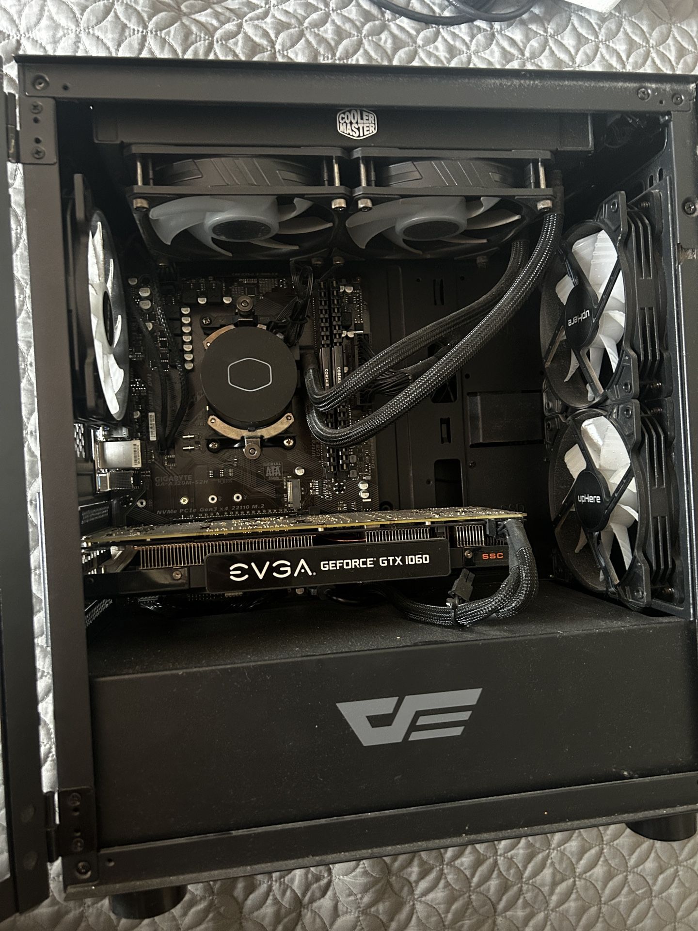 Computer/ Small Gaming Pc