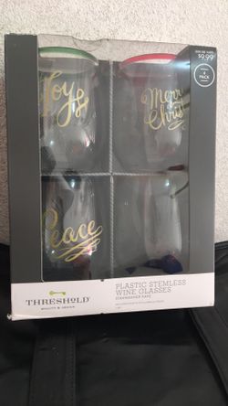 Plastic Stemless wine glasses