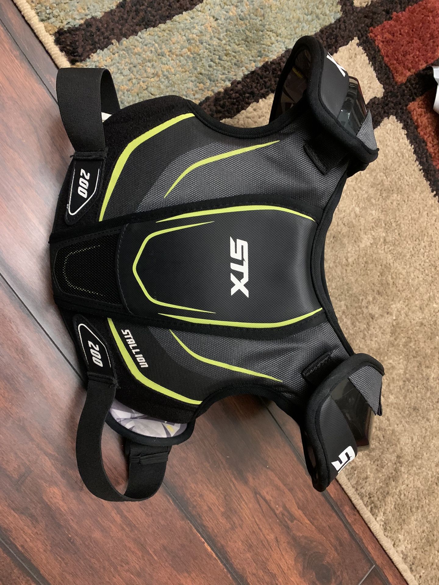 Lacrosse Shoulder Pad - STX Stallion 200