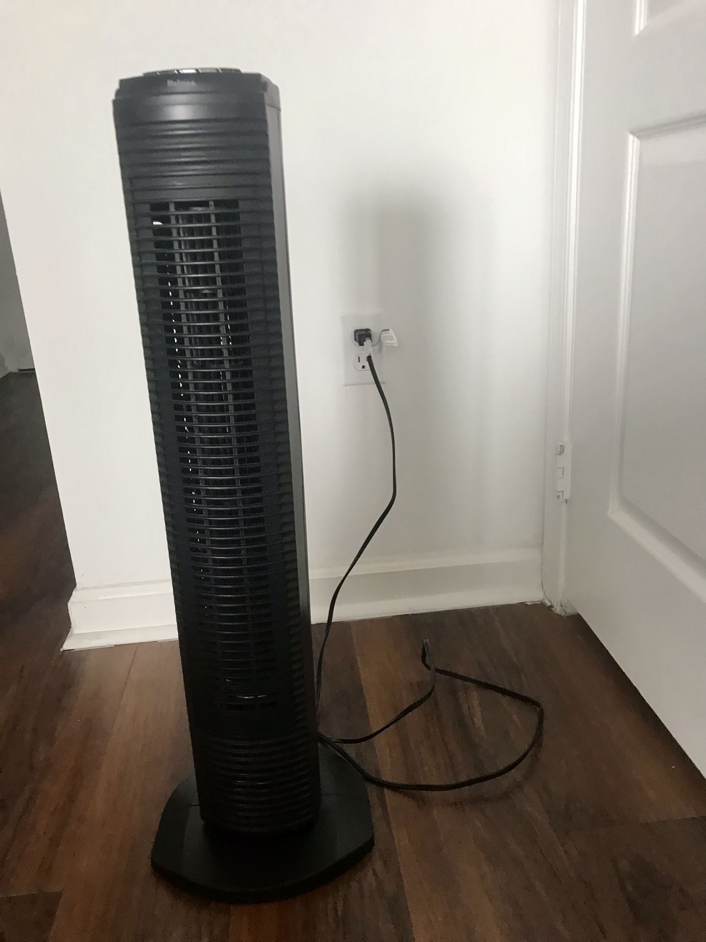 Holmes 31” Tower Fan for Sale in Miami, FL OfferUp