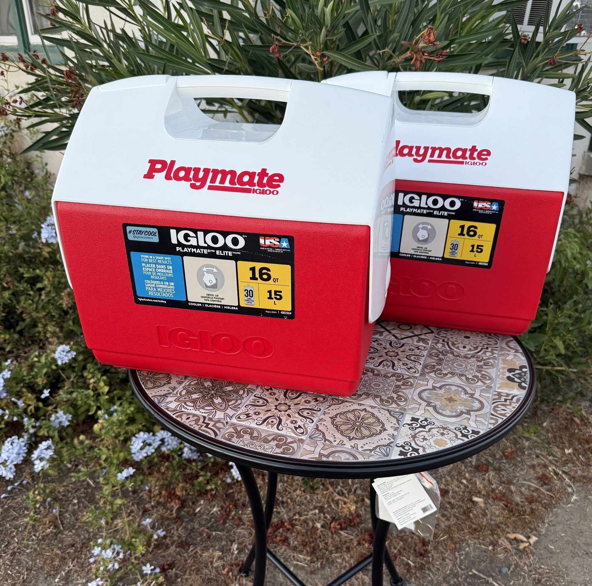 IGLOO COOLERS (16 Qt)