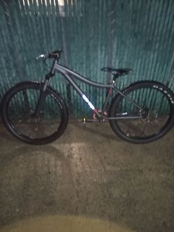 Really good bike but the chain is off