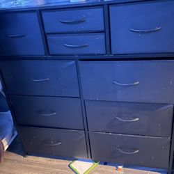 Dresser Good Conditions 