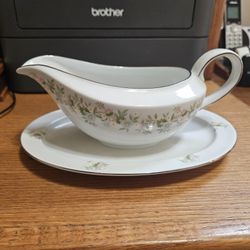 Haviland Gravy Boat "Forever Spring" Vintage 