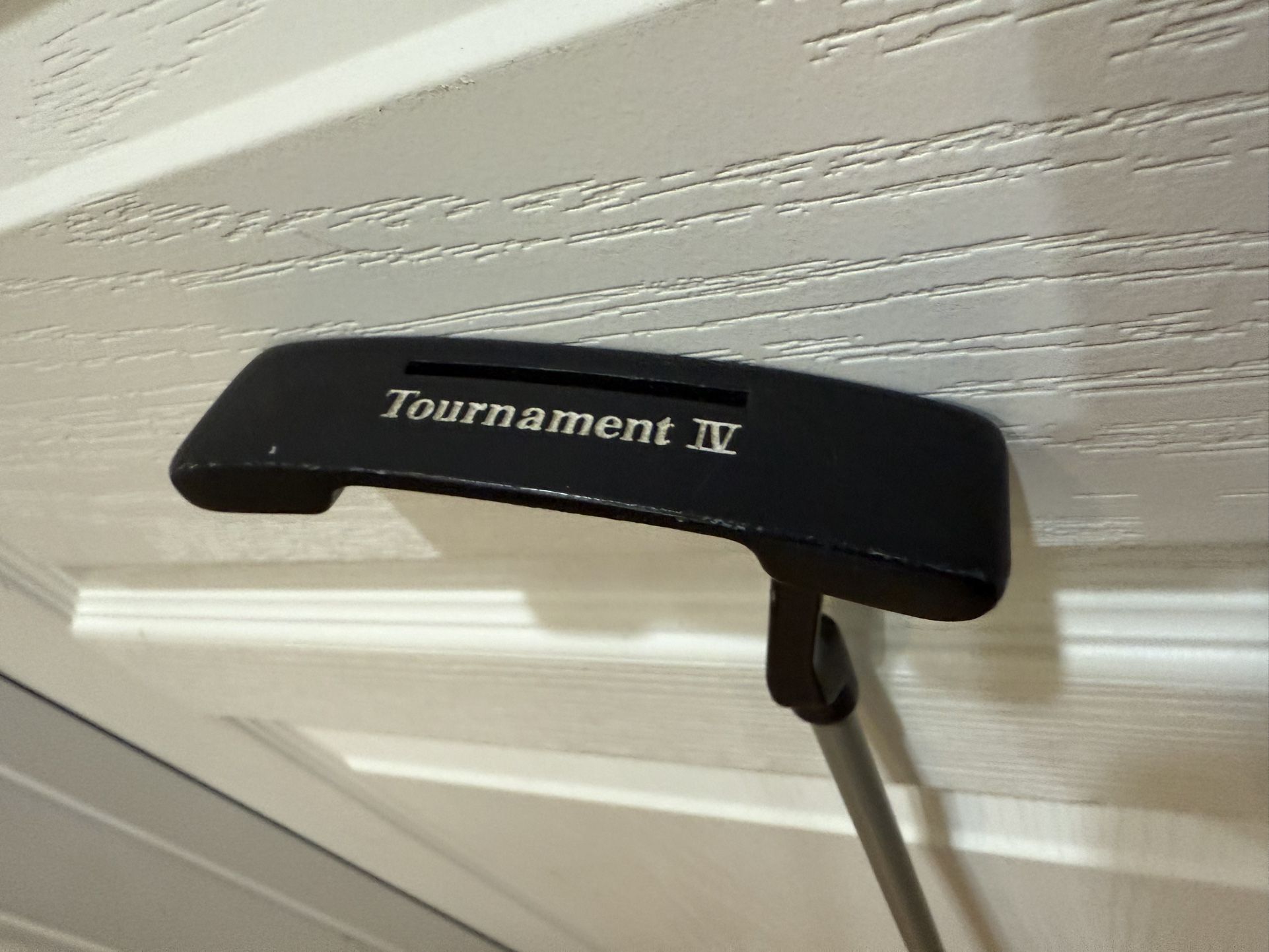 TOURNAMENT IV Putter Titanium Magnesium Shaft RIGHT (Good condition) PICK UP IN CORNELIUS