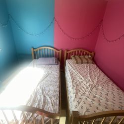 Twin Beds With Matters