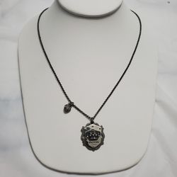 Pre-Owned juicy couture Silver Necklace Chain Crown With Crystal Hear Charm 