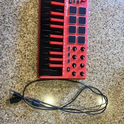 Akai Professional MPK mini keyboard Controller (Brand new)