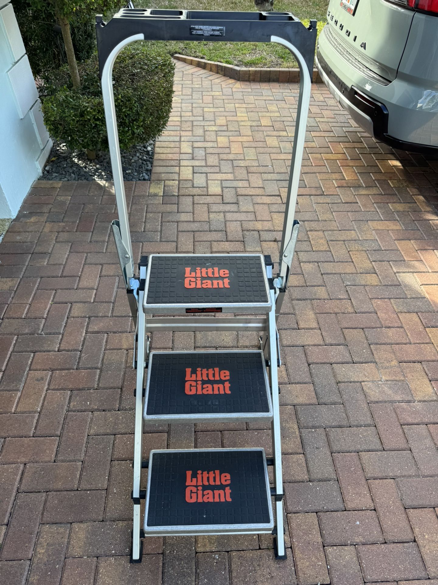 Little Giant Folding Step Ladder - 3 Steps