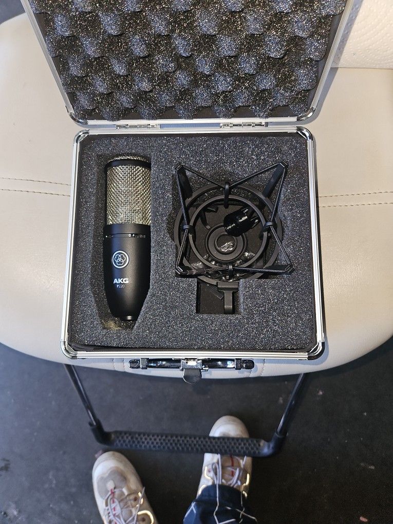 AKG P220 Condenser Microphone
