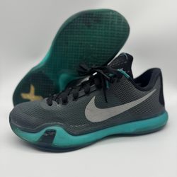 Nike Kobe X 10 Liberty Radiant Emerald Basketball Shoes 705317-002 Men’s Size 9  100% authentic. Good condition.   The Nike Kobe X 10 Liberty Radiant 