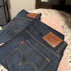 Levi jeans