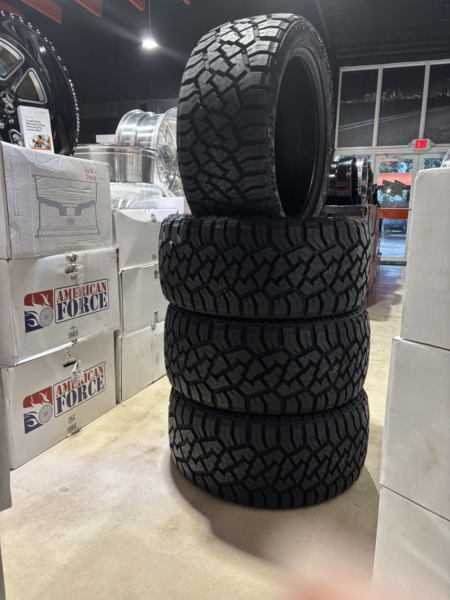 33X12.50R20/10 ZG07 RT BW ARISUN. SET OF 4 
