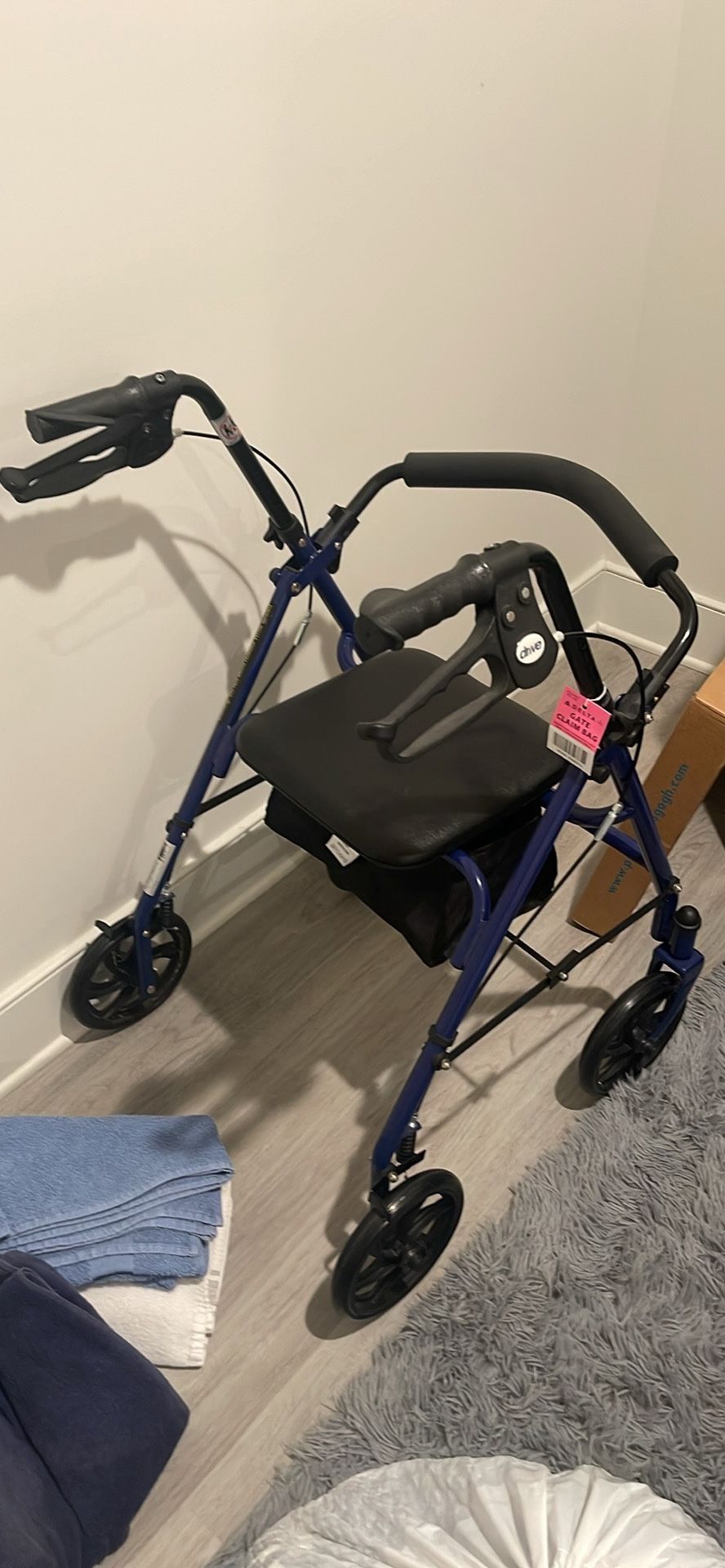 Walker With Wheels