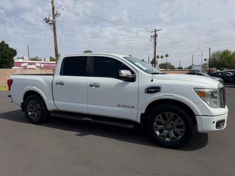 2017 Nissan Titan