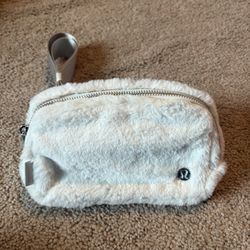 Lululemon grey plush fanny pack