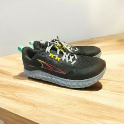 Altra Outroad Men's  (Dark Gray/Blue) size 10.5