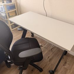 Desk And Chair 