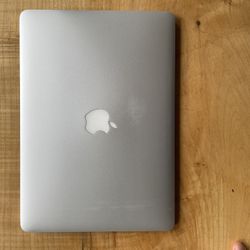 2014 MacBook Air 13”