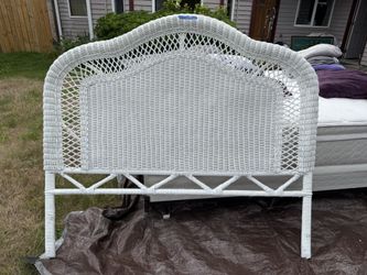 White Wicket Bedroom Set 