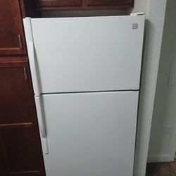 Kenmore Refrigerator New