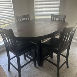 4 Chair Dining Table 