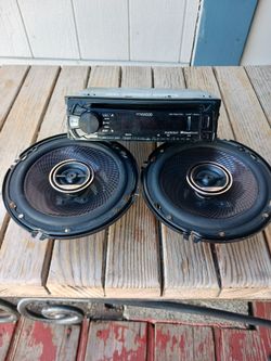 Kenwood stereo and speakers