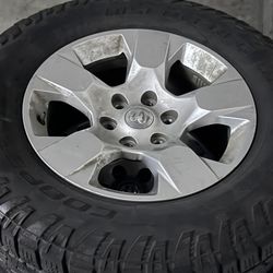 275/65R18 Ram Wheels x2 Only !
