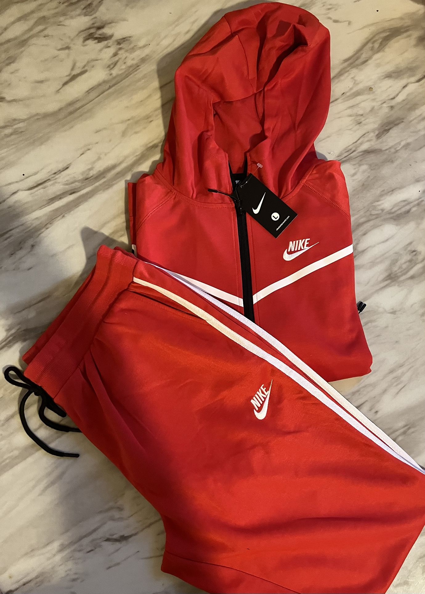 Nike Tech Joggers