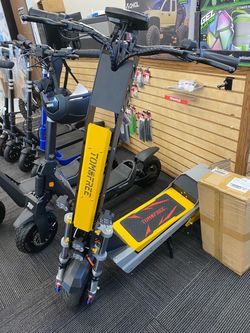 TOMOFREE L7 Dual Motor Electric Scooter