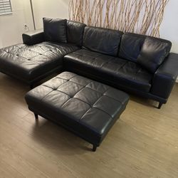 SECTIONAL SOFA