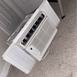 Toshiba Window Air Conditioning Unit 