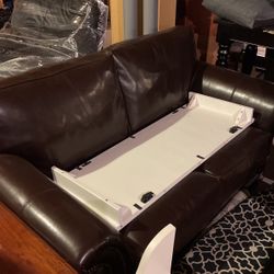 Excellent Condition Leather Couch