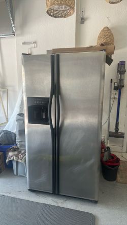 Two door refrigerator