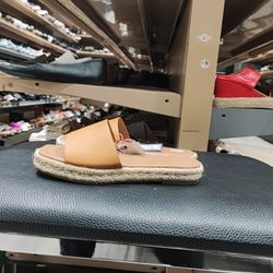 Universal Thread Brown FlipFlop Size 5