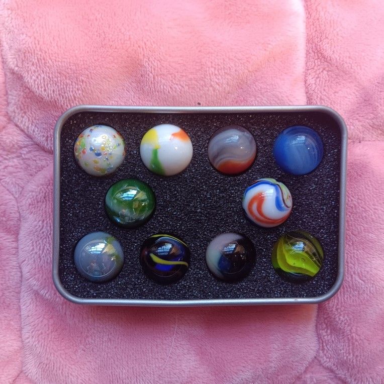 10 Amazing Vintage Marbles