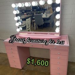 Impressions Vanity Pink With Mirror Brand New