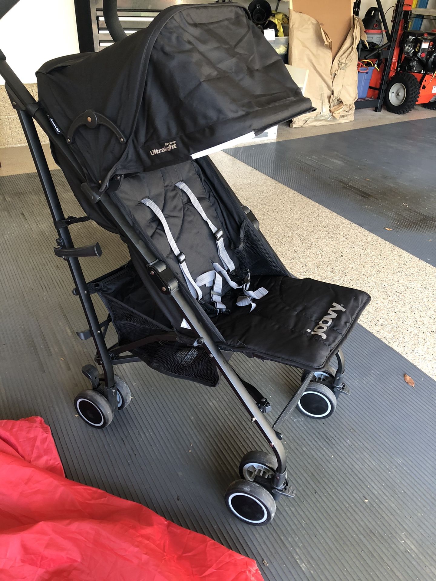 Joovy Groove Ultralight Stroller - like new