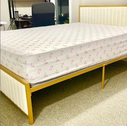 King Bed frame (high quality, luxury soft velvet)
