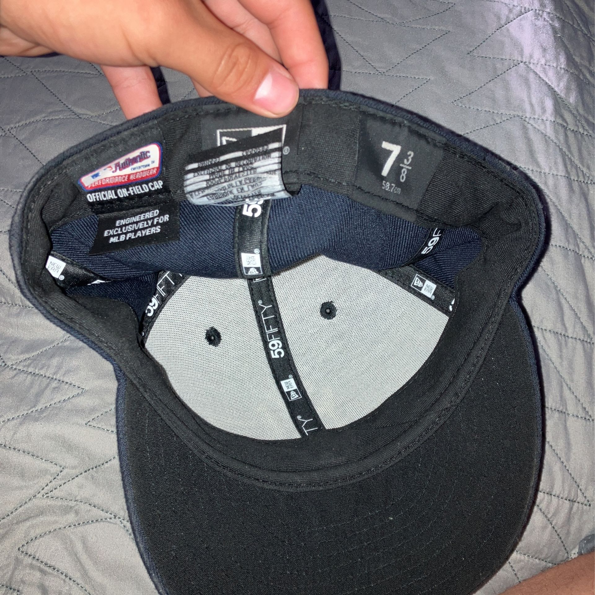 New York Yankees X Carhartt Mens Hat for Sale in Ontarioville, IL - OfferUp