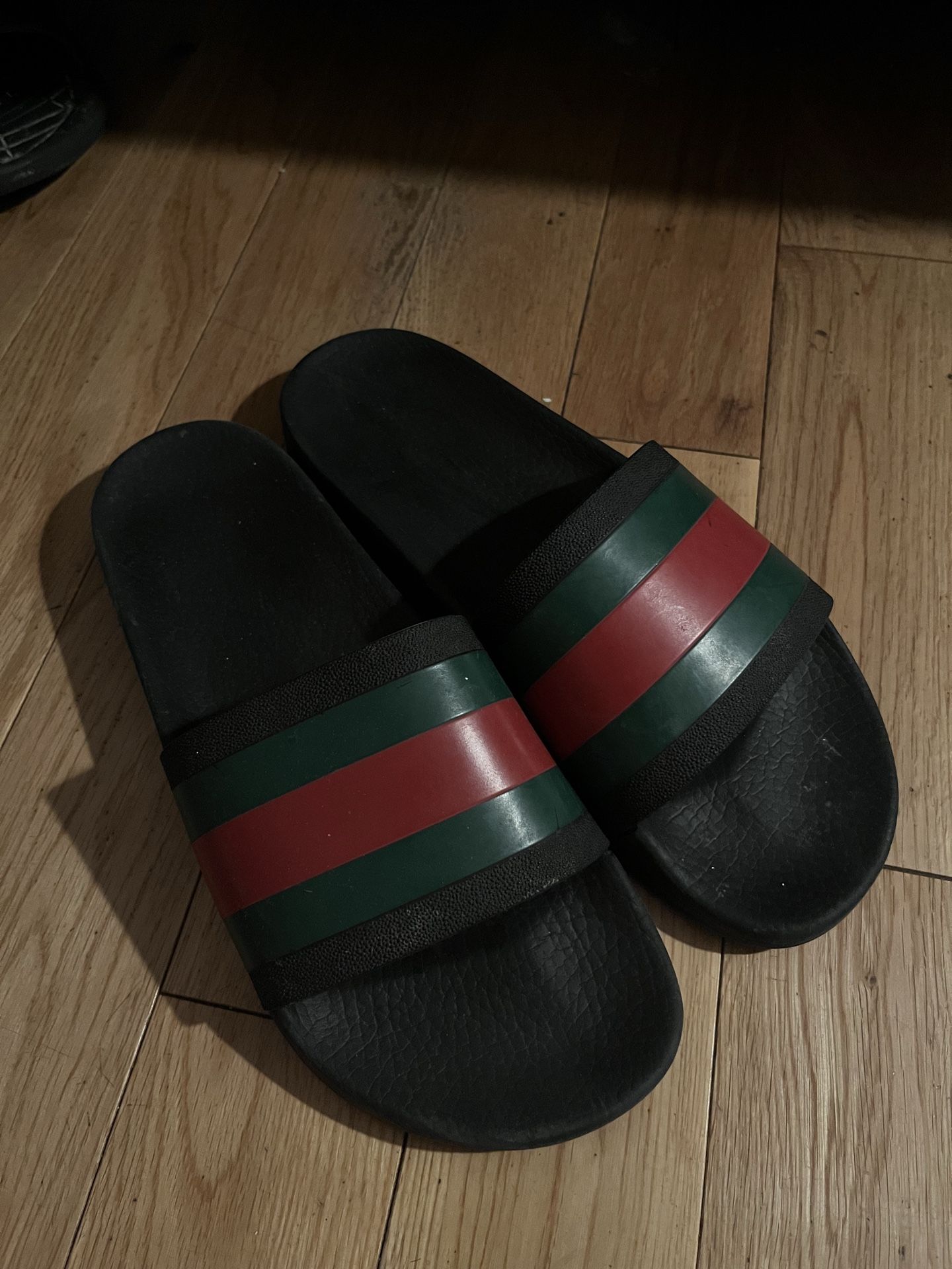 Gucci sandals size 11