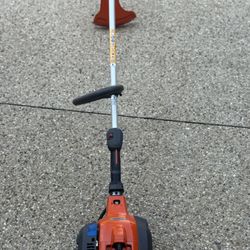 Husqvarna 130C 28-cc 2-cycle 17-in Curved Shaft Gas String Trimmer