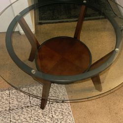 Fantell Modern Clear Accent Table Set