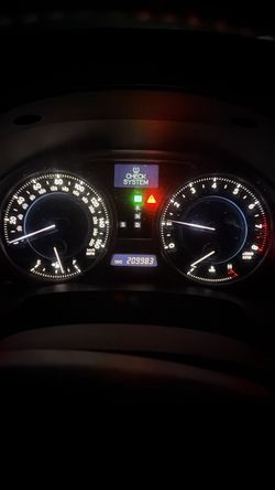 Lexus is350