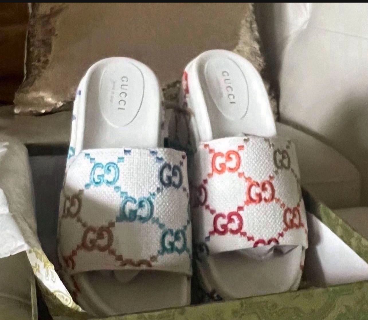 GUCCI authentic multicolor, Sando/size 8/brand new