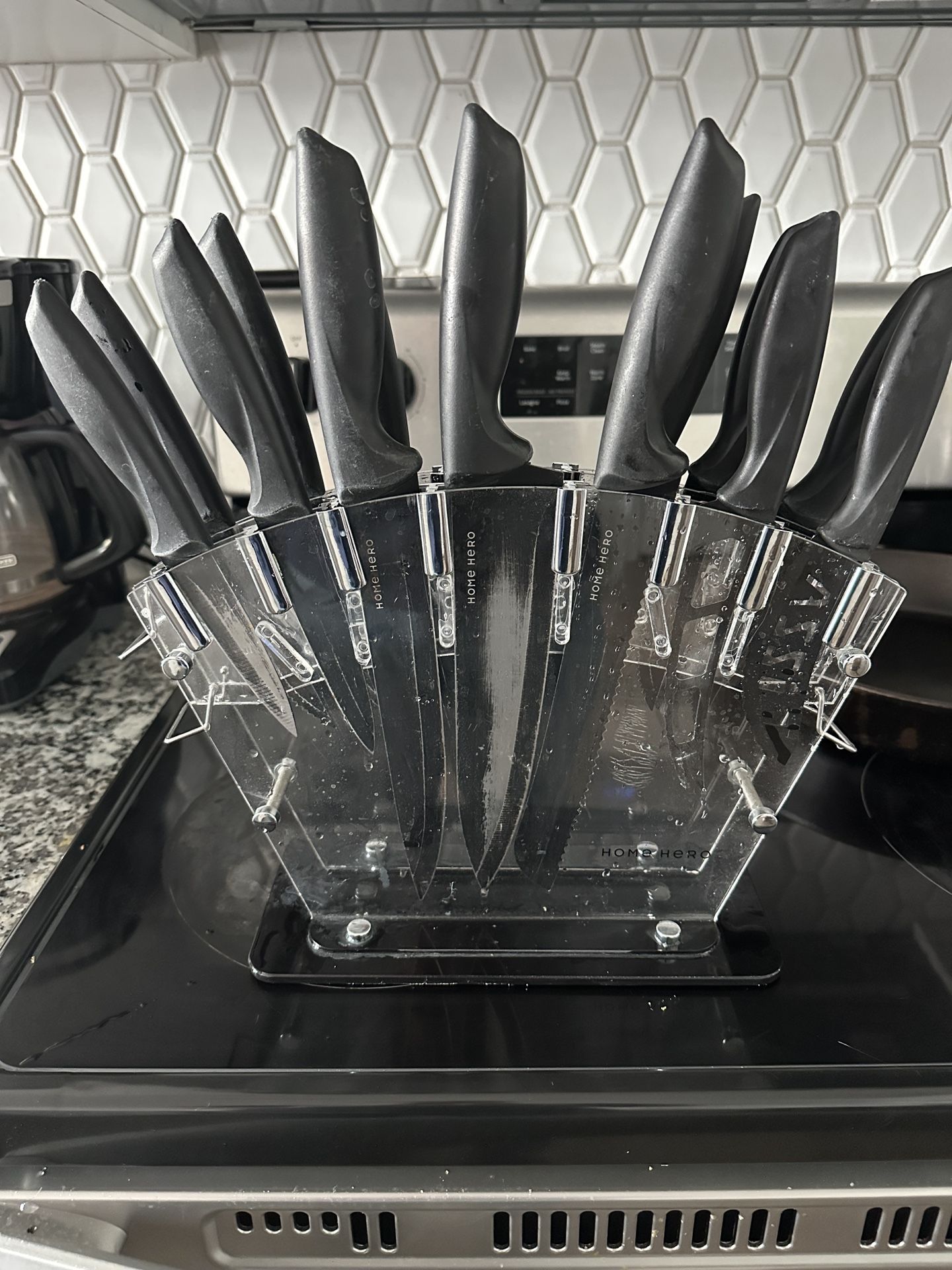 Home Hero Kitchen Knife Set with Sharpener - High Carbon Stainless Steel Knife Block Set with Ergono