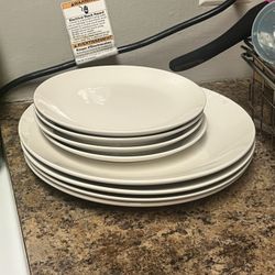 8pc Plate Set 