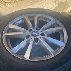 BMW tires and rims originally