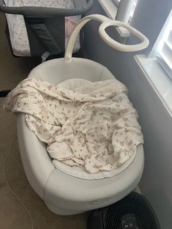 Graco SmartSense Baby Swing