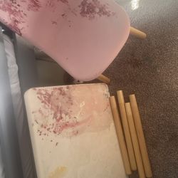 Kids Table. 